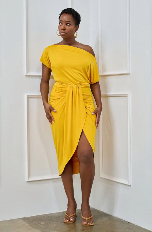 Toke Relaxed Shoulder Ruched Midi Dress - Yellow
